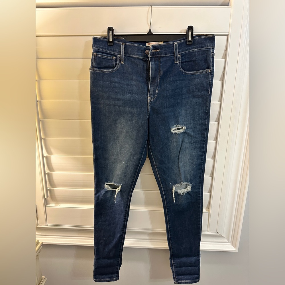 Levi's Dark Blue Distressed Women Jeans